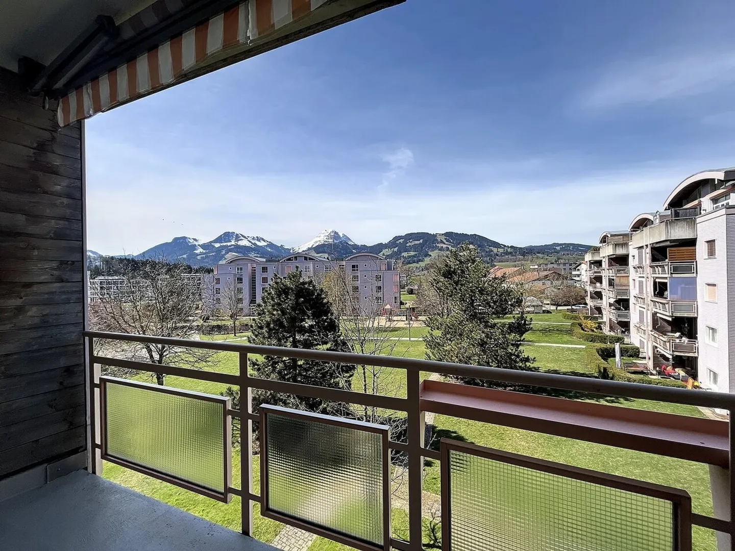 SEHR SCHÖNE 3 ½ Zimmer Wohnung! - Foto 1 von 9