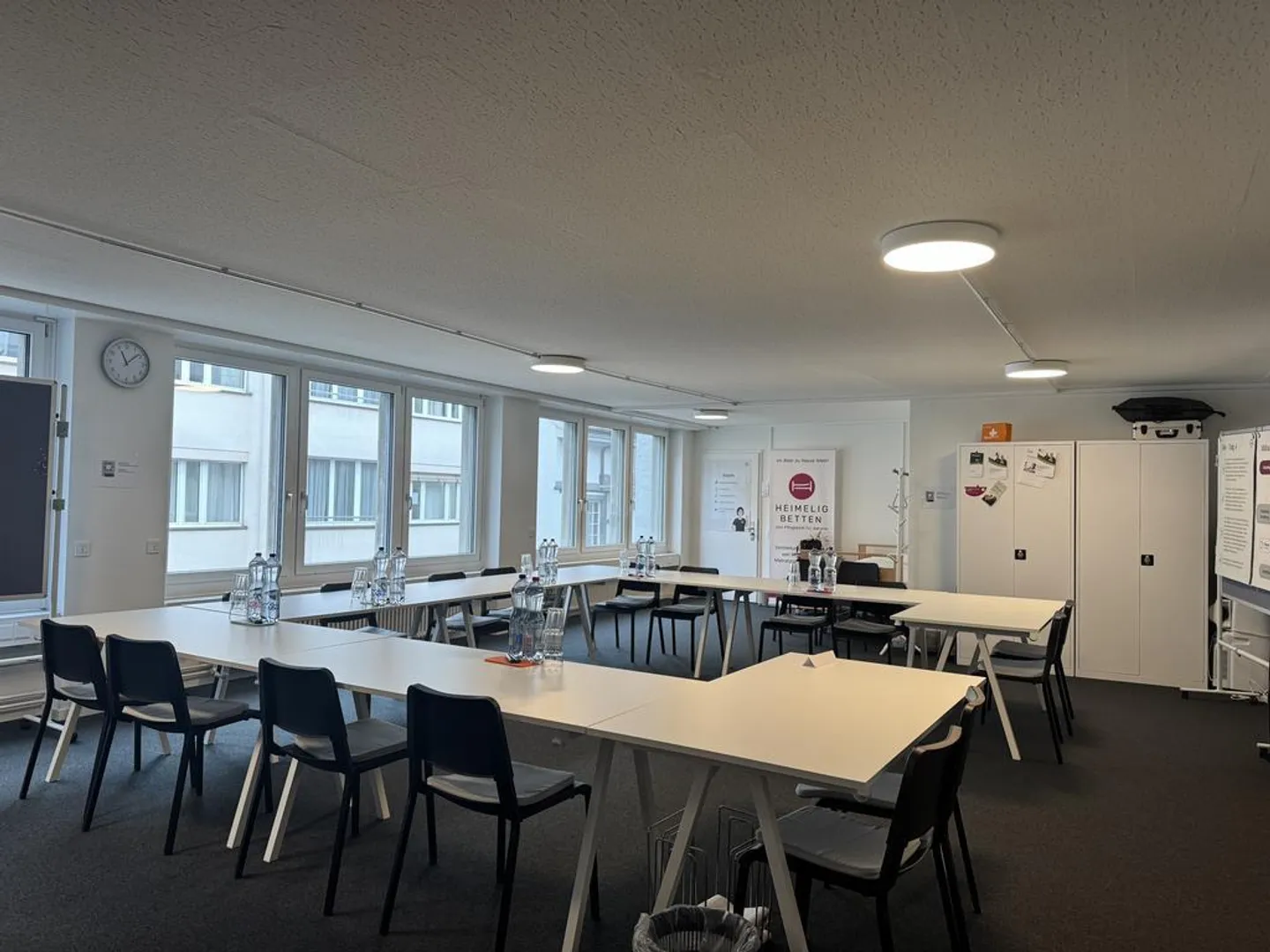 Ufficio luminoso nel cuore della città vecchia di Winterthur (circa 80 m2) - Foto 2 di 3