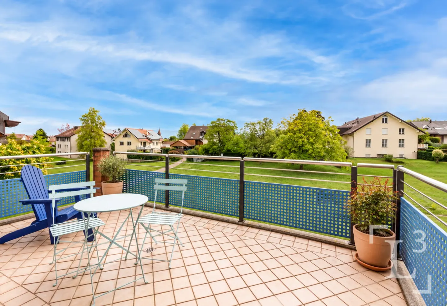 Spacieux duplex en attique avec balcon + un potager! - Foto 2 di 13