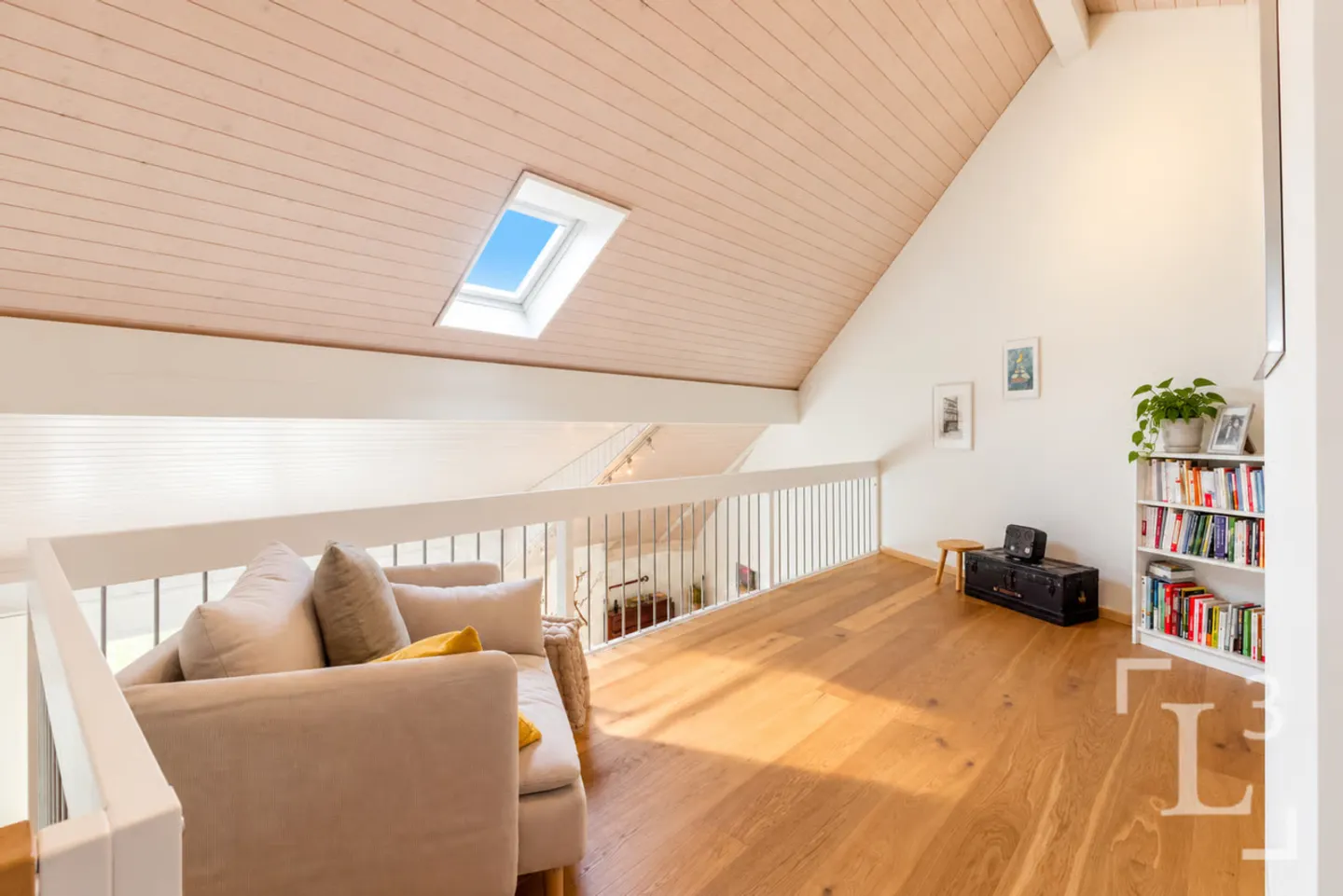 Spacieux duplex en attique avec balcon + un potager! - Foto 10 di 13