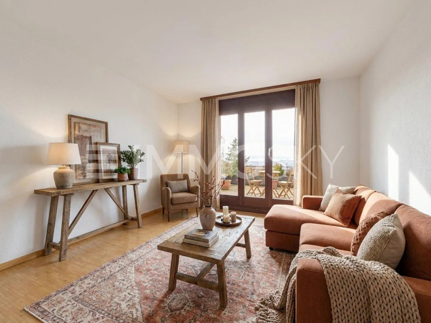 Living with a View - Plenty of Space for the Whole Family - Photo 3 of 5