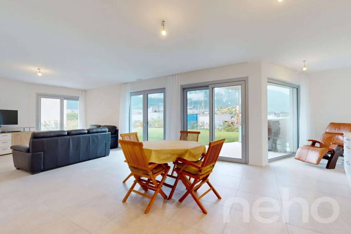 Magnificent 4.5 rooms with large garden - Saillon - Photo 4 of 12