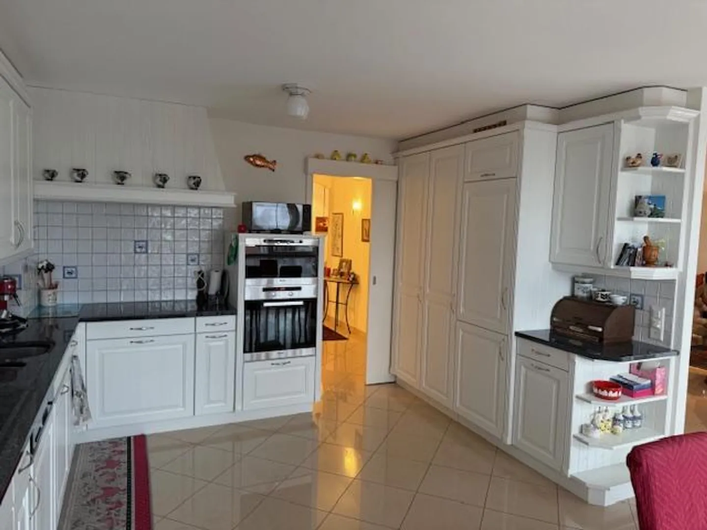 Außergewöhnlicher Blick auf den Genfersee: Hochwertige Wohnung in Mont-sur-Rolle - Foto 5 von 8