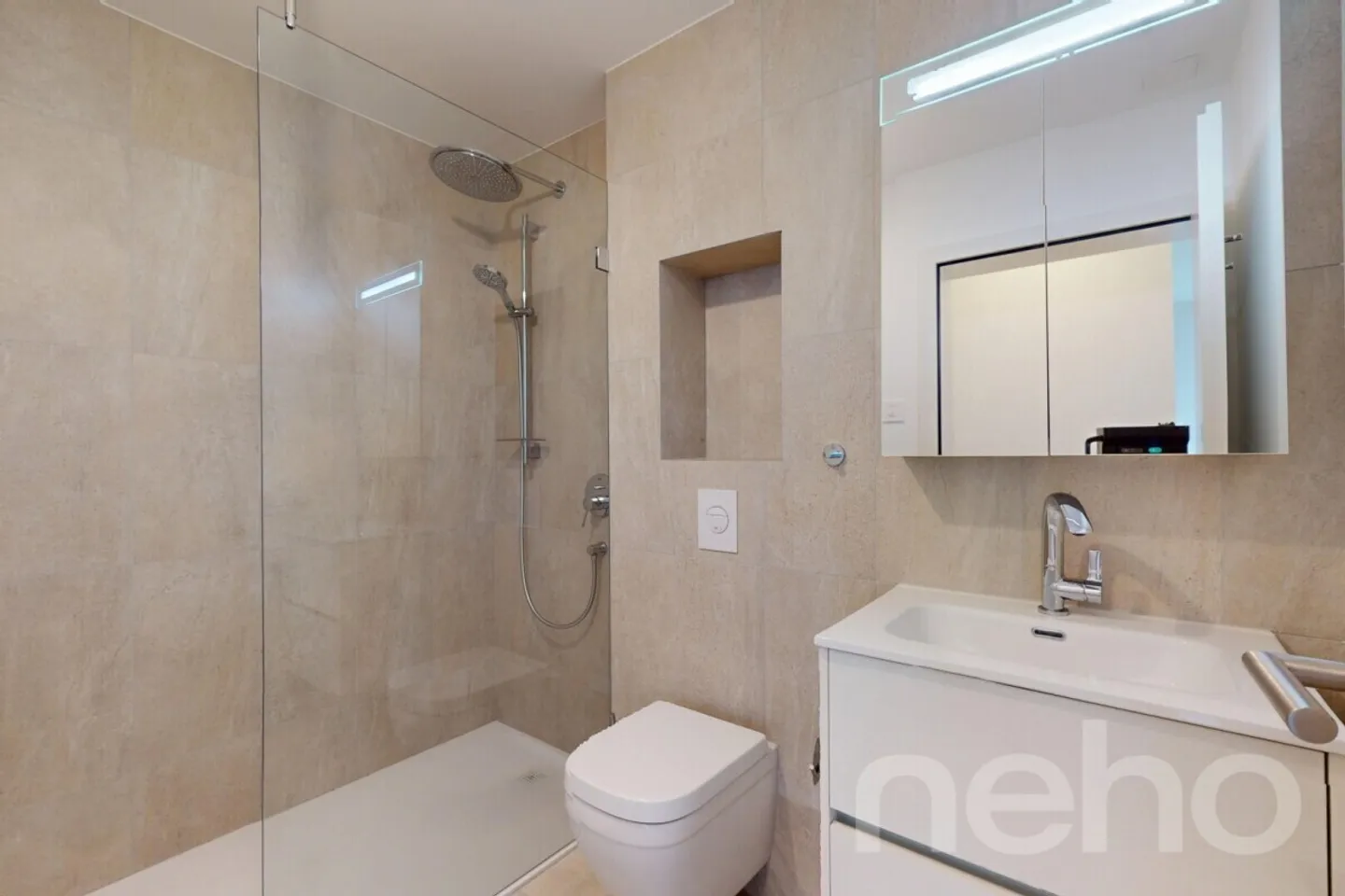 Magnificent 4.5 rooms with large garden - Saillon - Photo 9 of 12