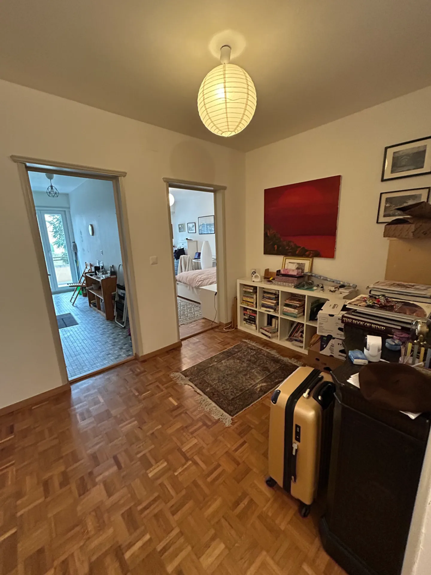 Charming Apartment with Lake View - Photo 3 of 10