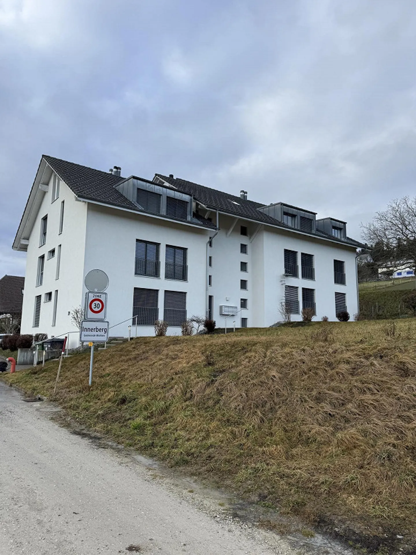 Place de parking à louer - Photo 4 sur 4