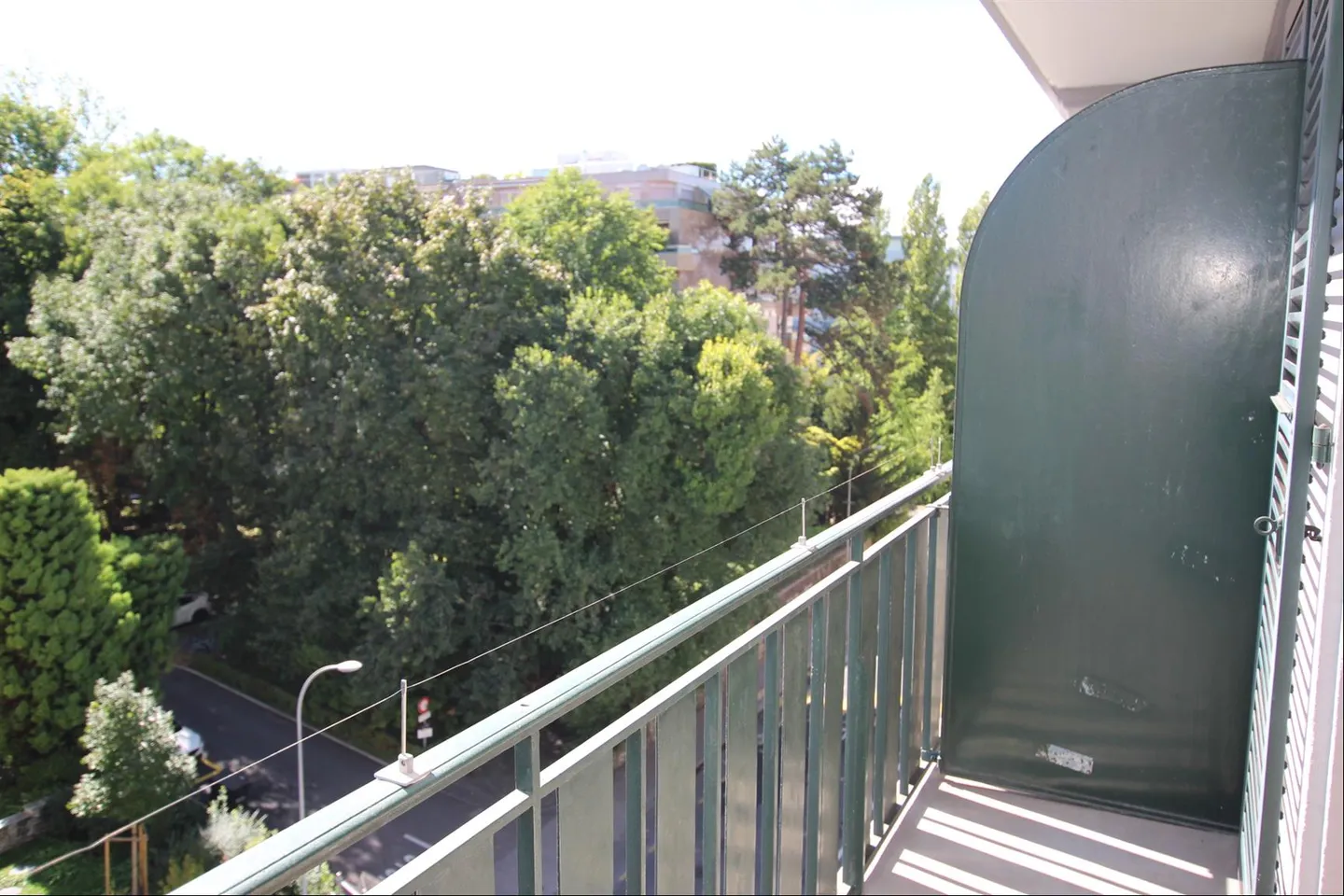 Stilvolles 4-Zimmer-Apartment in Malagnou - Foto 4 von 8