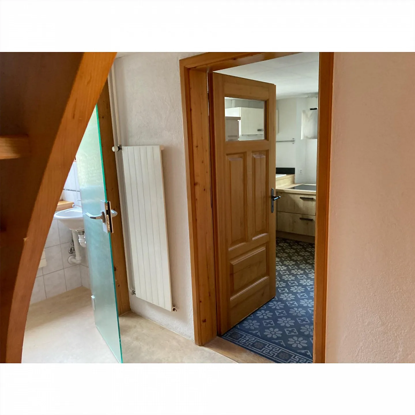 Fattoria di 9 stanze in una posizione tranquilla ma centrale con giardino - Foto 14 di 30