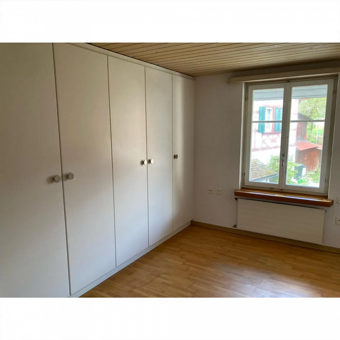 Fattoria di 9 stanze in una posizione tranquilla ma centrale con giardino - Foto 19 di 30