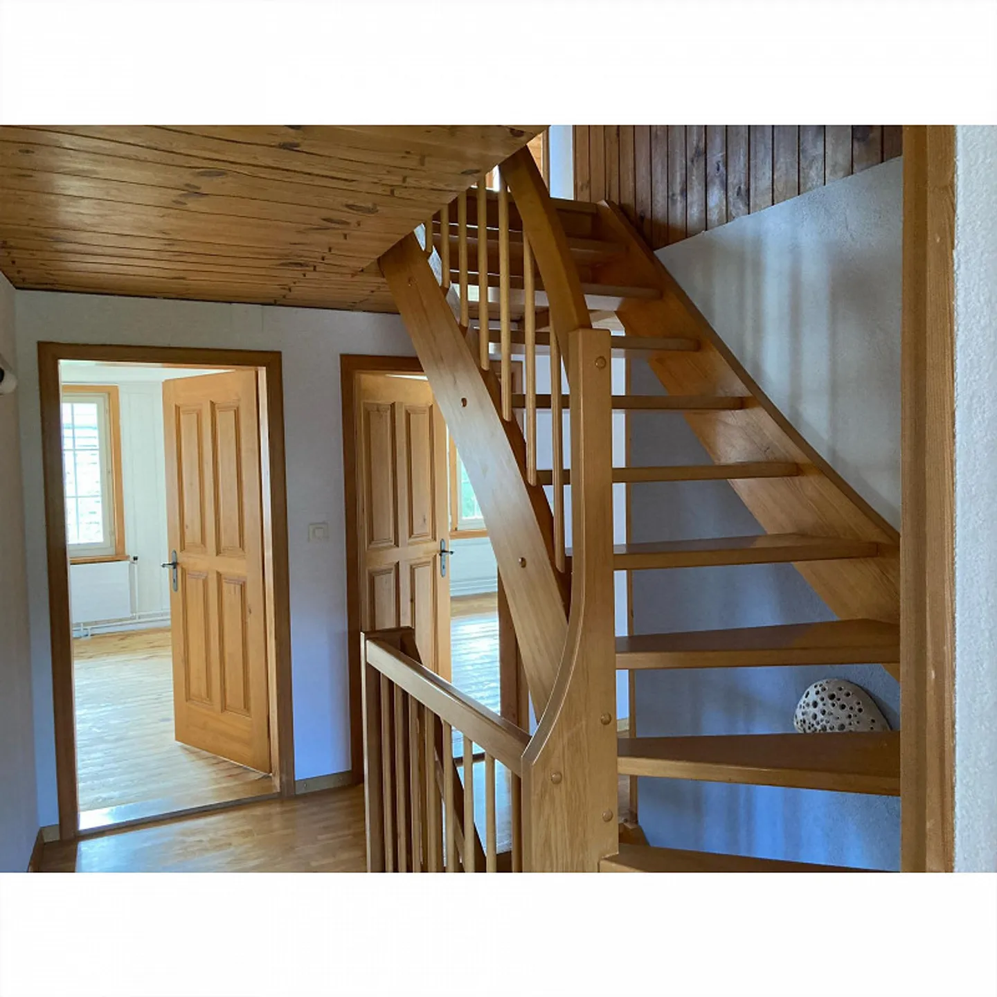 Fattoria di 9 stanze in una posizione tranquilla ma centrale con giardino - Foto 24 di 30