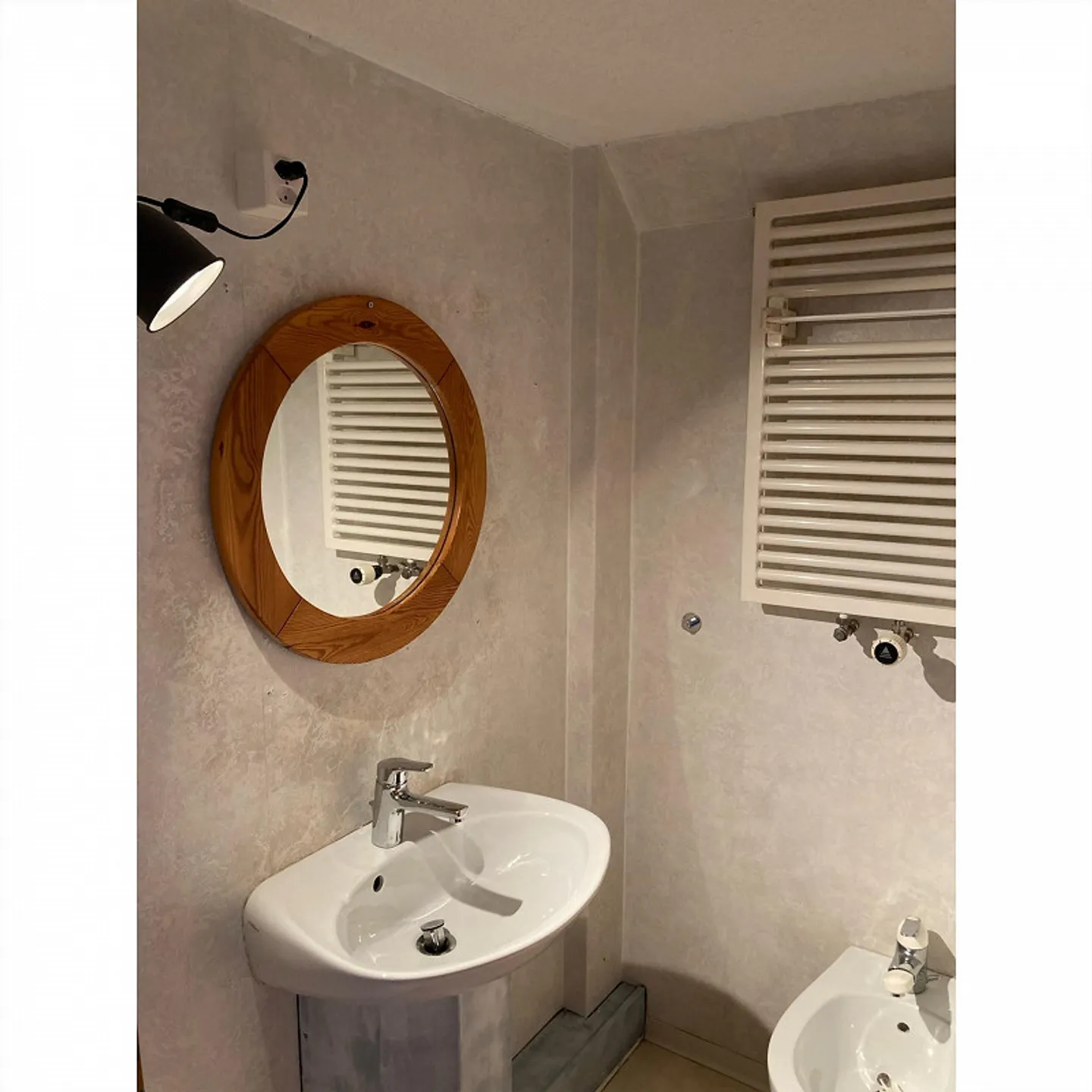 Fattoria di 9 stanze in una posizione tranquilla ma centrale con giardino - Foto 25 di 30