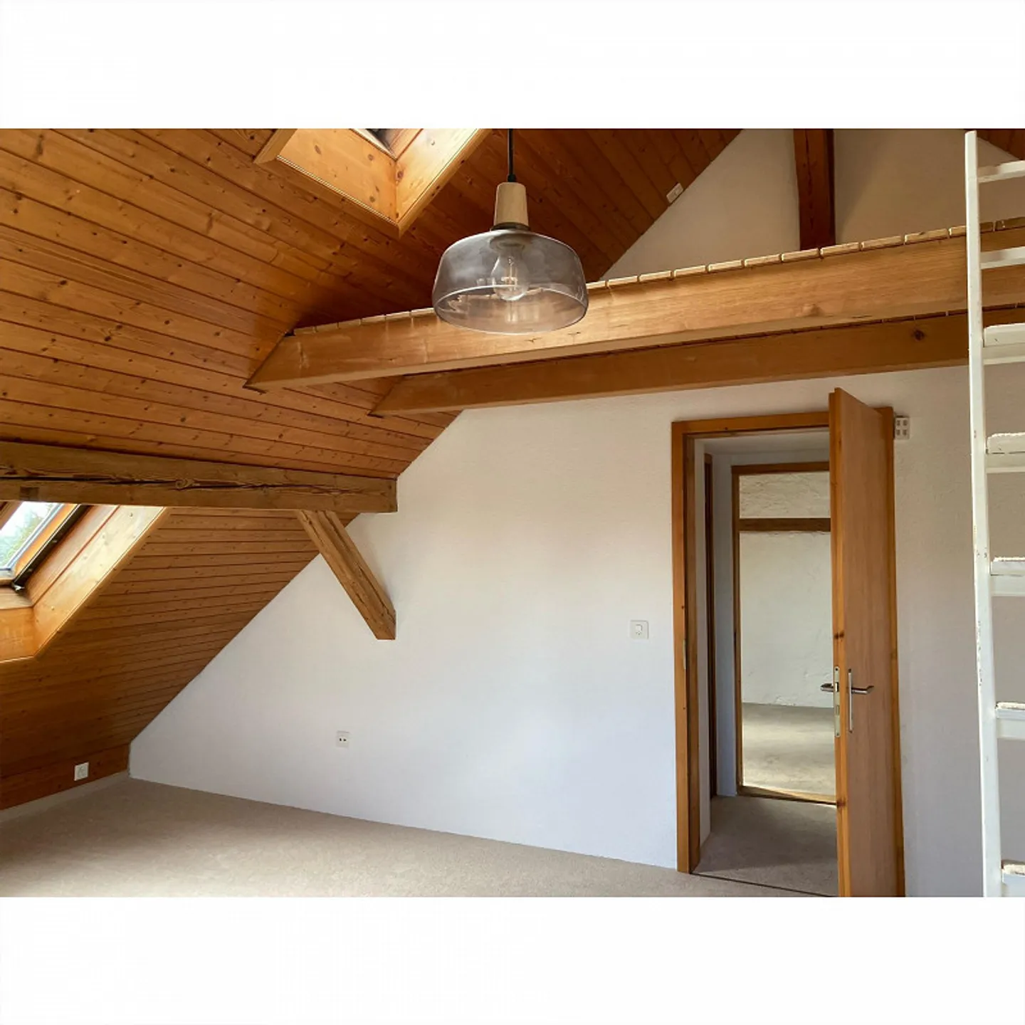 Fattoria di 9 stanze in una posizione tranquilla ma centrale con giardino - Foto 27 di 30