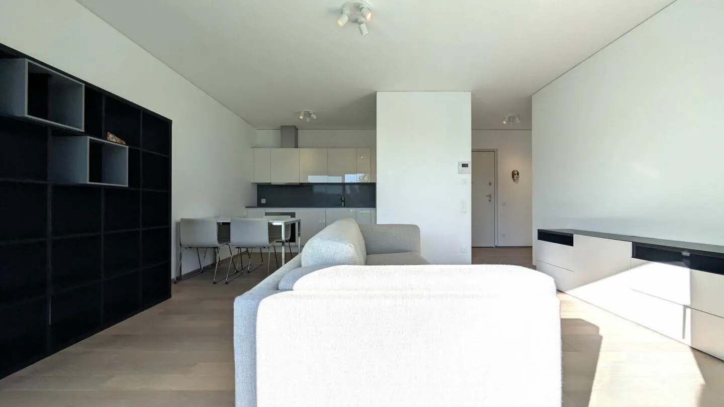 Modern and functional living solution - first or second residence - Photo 3 of 14