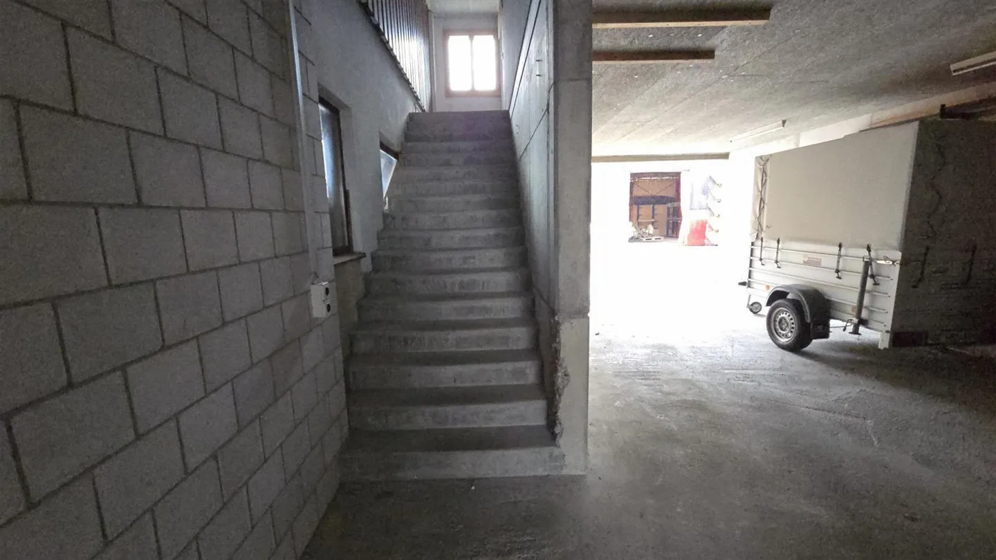 Storage room for private or commercial use - Photo 11 of 12