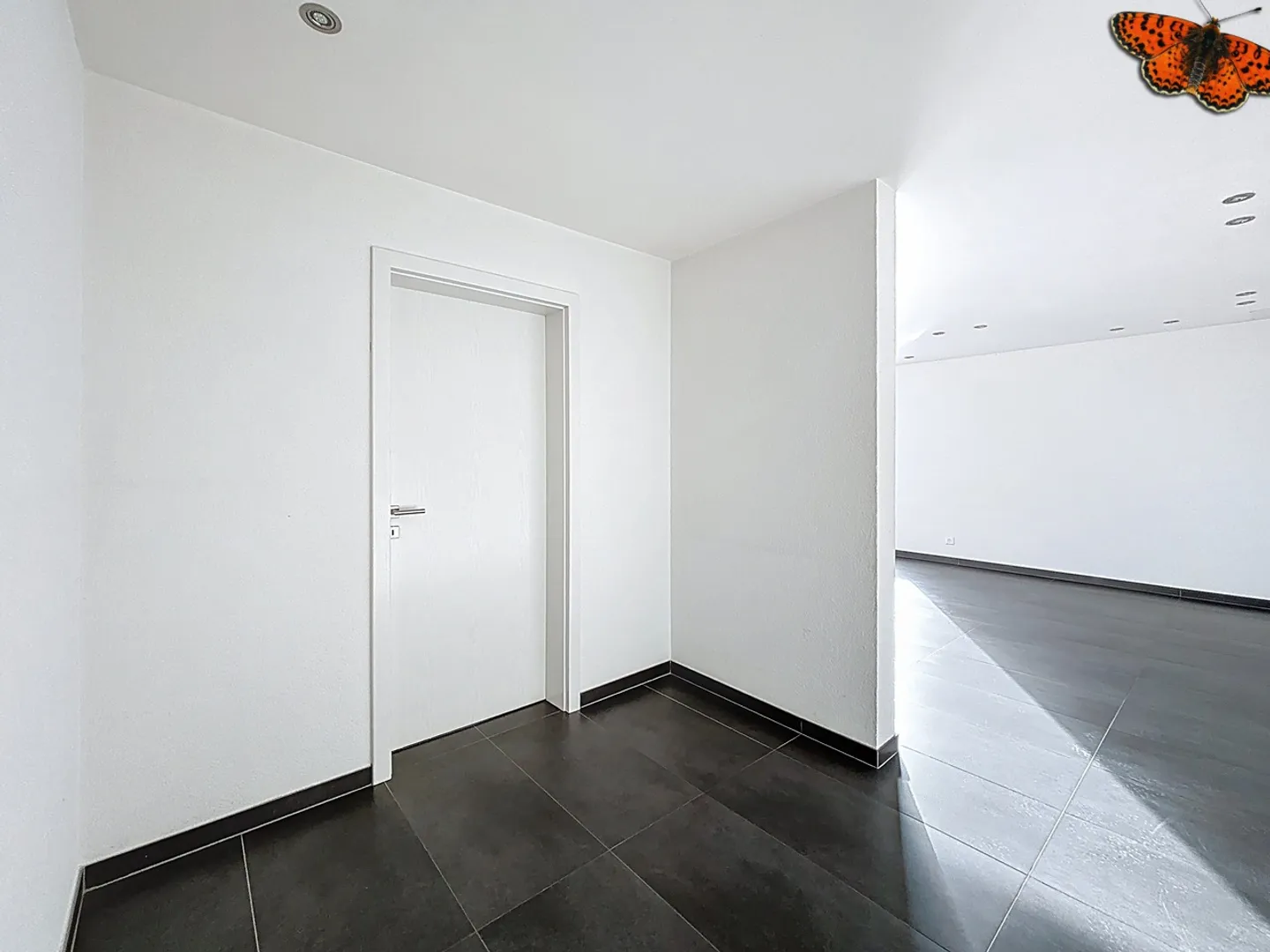 Beau penthouse de 3,5 pièces avec terrasse de 51,7 m2 - Photo 5 sur 16