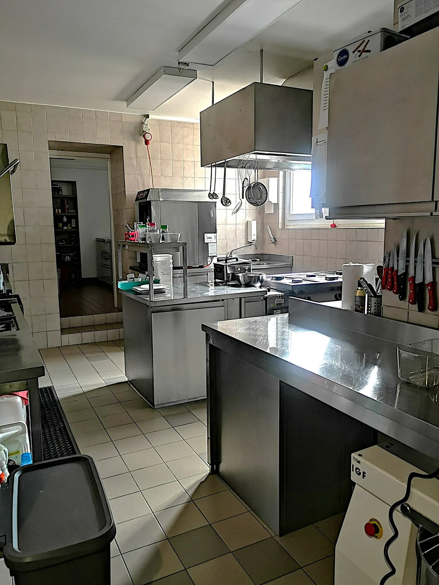 Ristorante-Pizzeria Le Yacht con brasserie-bar, 2 sale da pranzo, terrazza, parcheggio - Foto 15 di 27