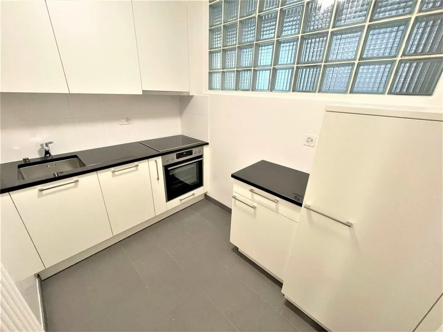 Malagnou - Champel - Photo 3 of 8