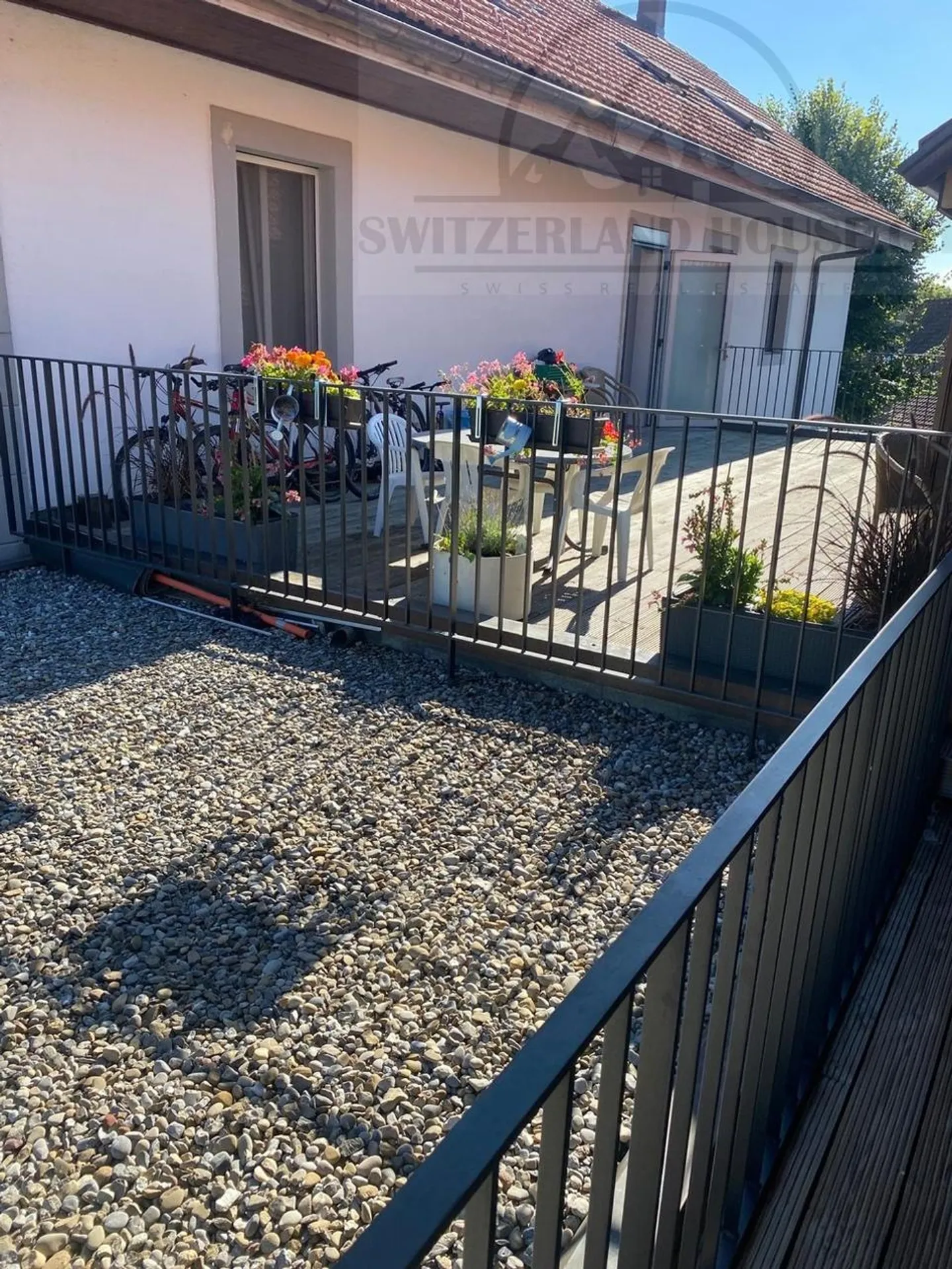 Restaurant & Immeuble de Rendement - Photo 10 sur 13