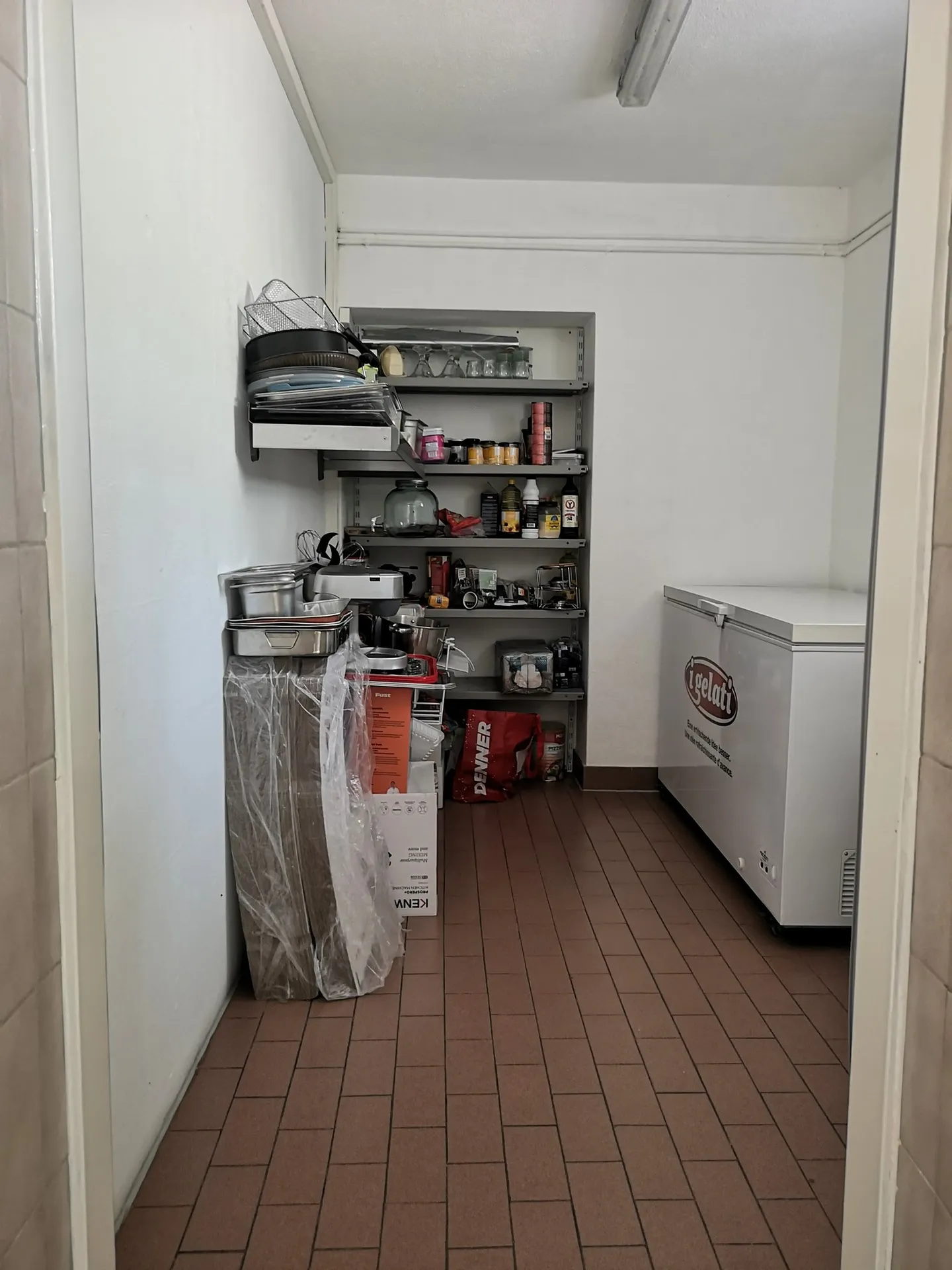 Ristorante-Pizzeria Le Yacht con brasserie-bar, 2 sale da pranzo, terrazza, parcheggio - Foto 18 di 27