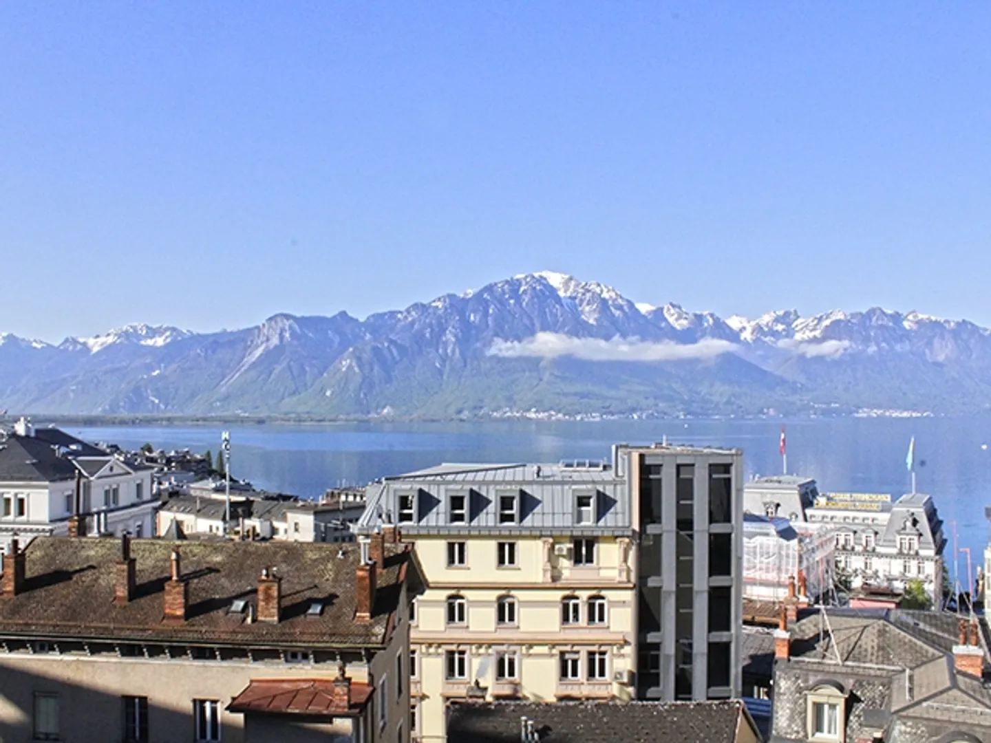 MONTREUX - BEL APPARTAMENTO - 4.5 STANZE - Foto 1 di 6