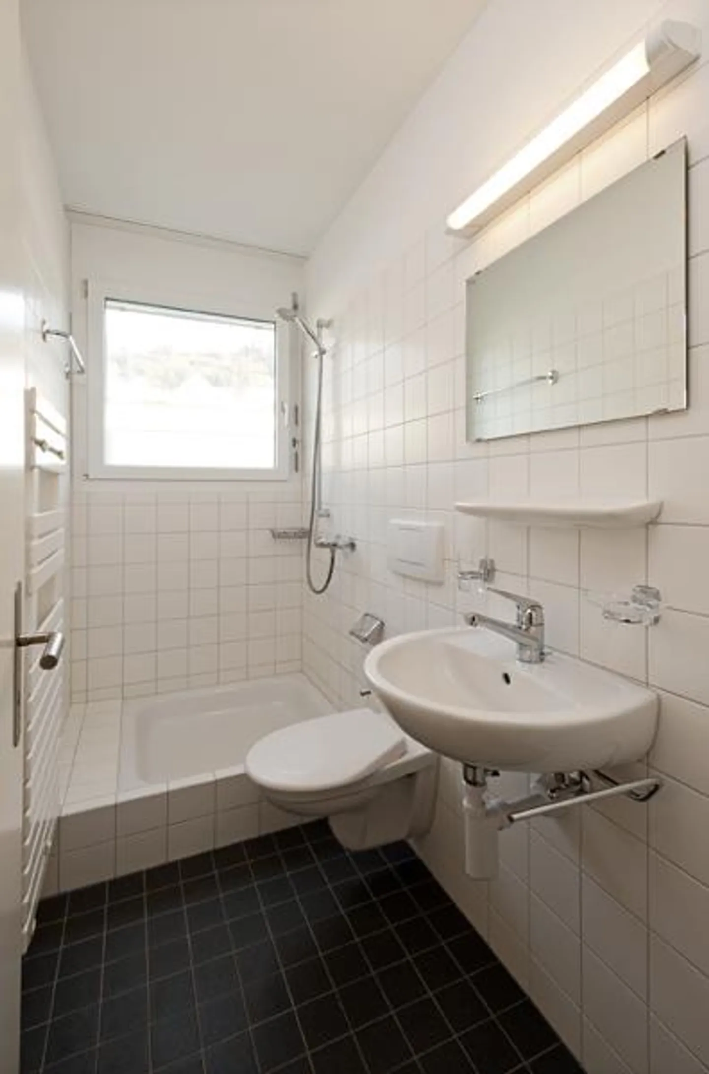 Geräumige moderne Wohnung - Foto 8 von 12