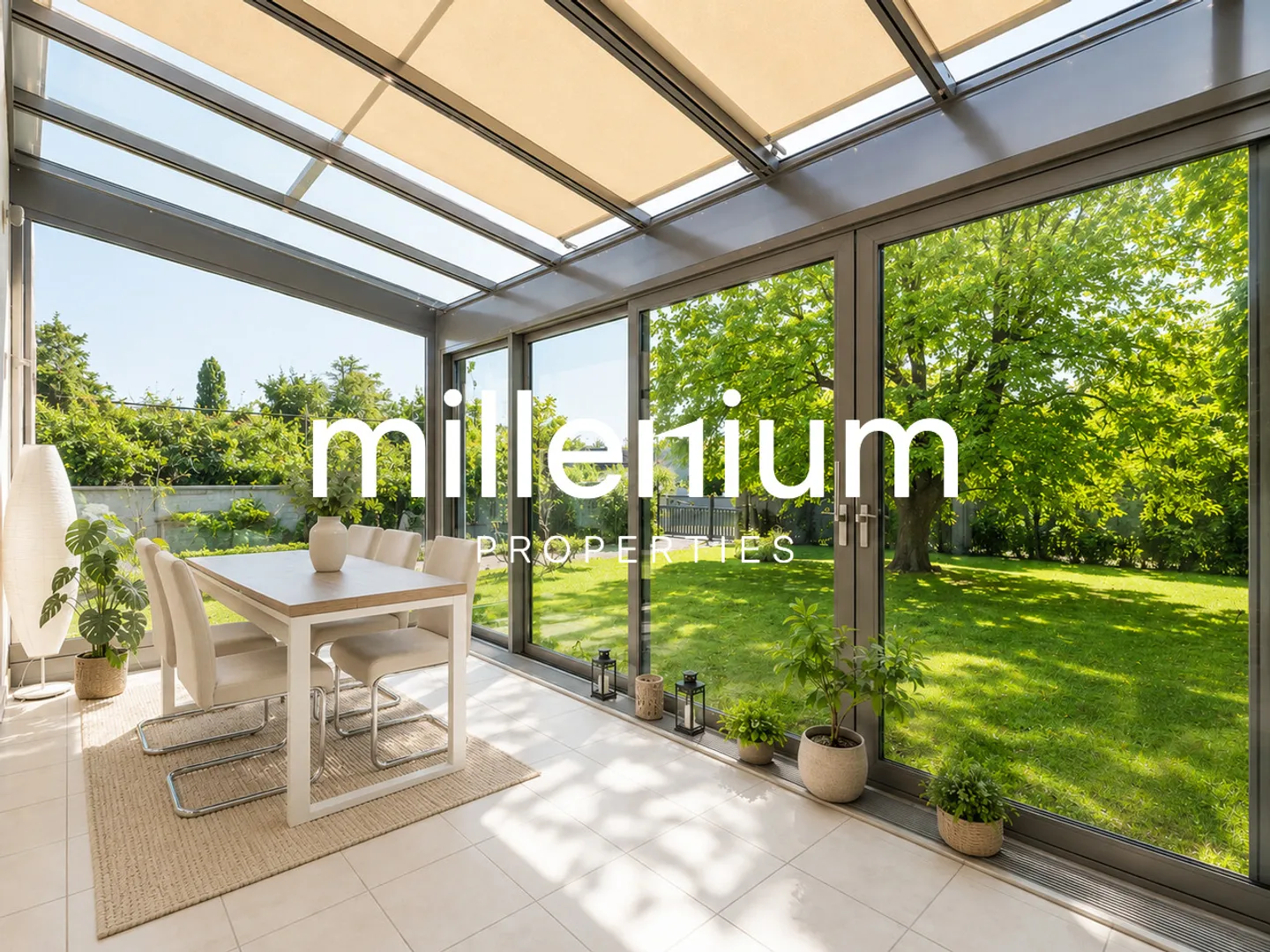 Beautiful 8-room house with garden, close to the train station - Photo 5 of 19