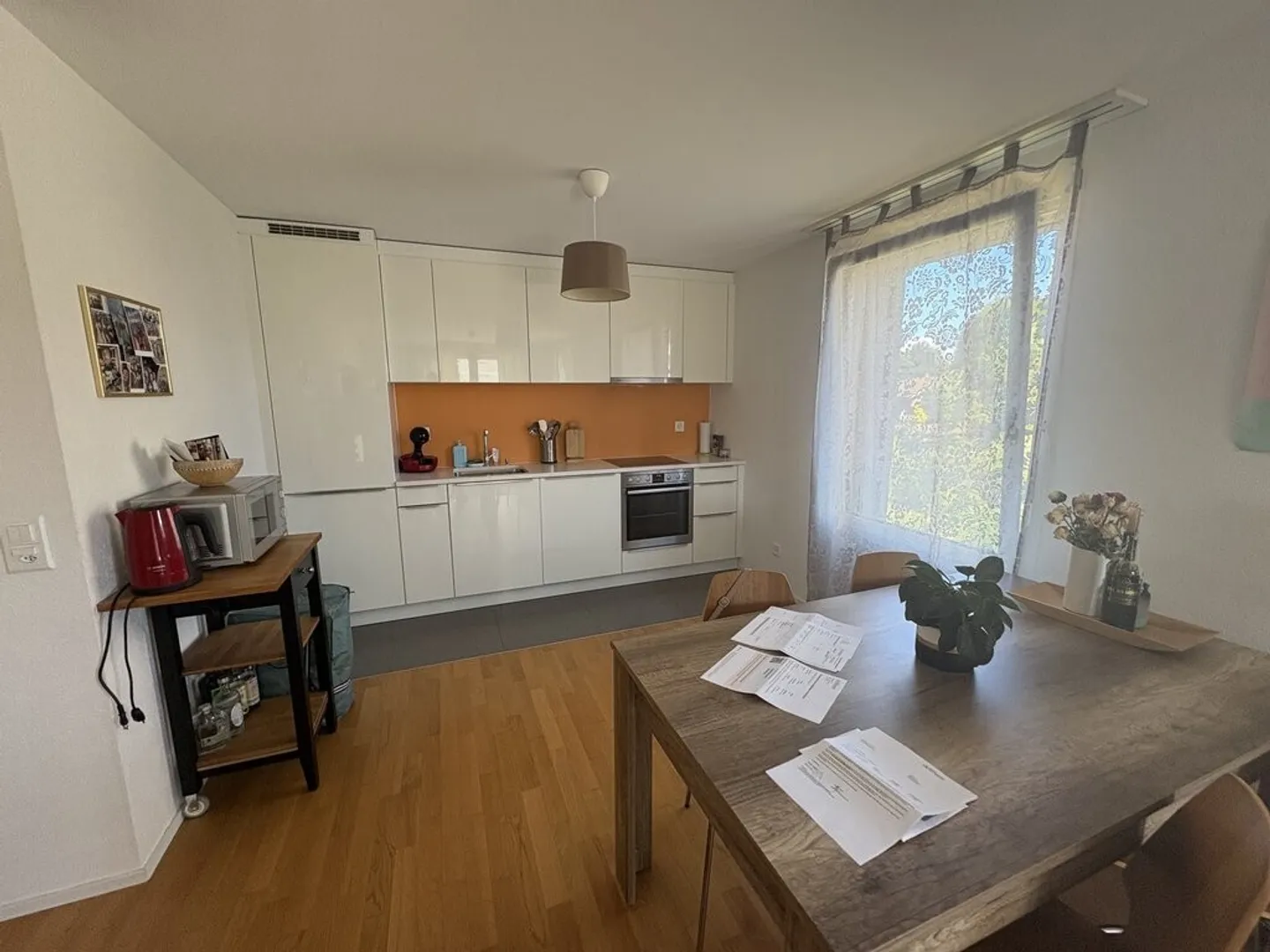 Appartamento recente di 2,5 locali al 1° piano con balcone - Foto 2 di 5