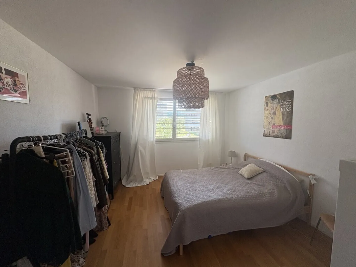 Appartamento recente di 2,5 locali al 1° piano con balcone - Foto 3 di 5