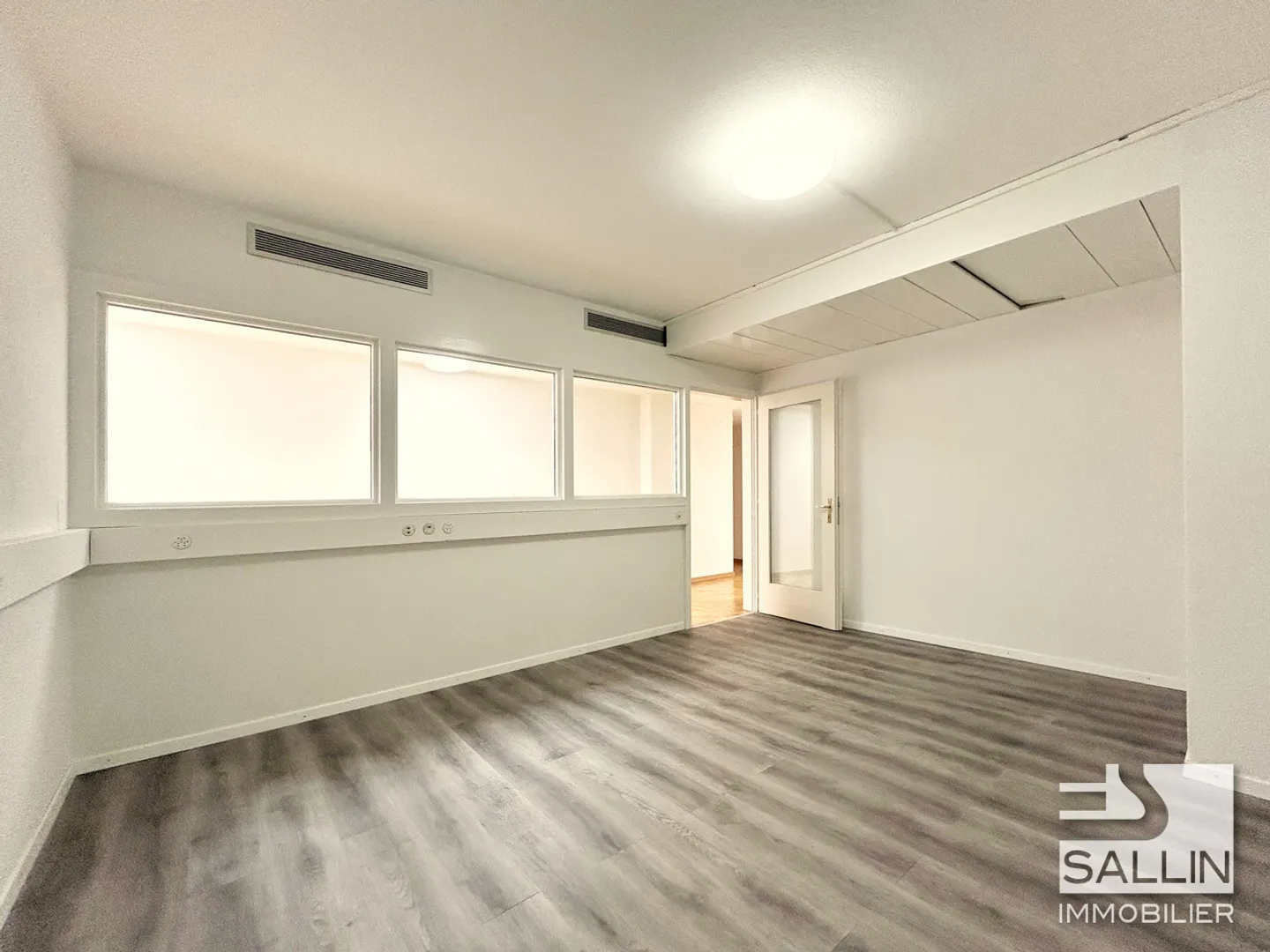 Geräumige Wohnung mit Aussicht - Foto 4 von 4