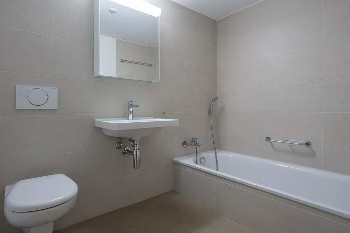 Bel appartement lumineux avec une vue magnifique sur Wolhusen ! - Photo 8 sur 10