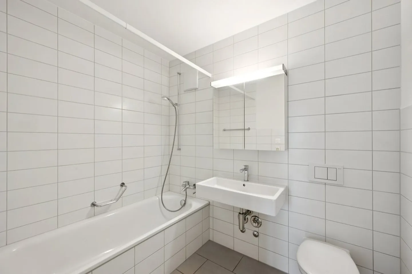 Ambiente abitativo unico garantito... - Foto 8 di 12