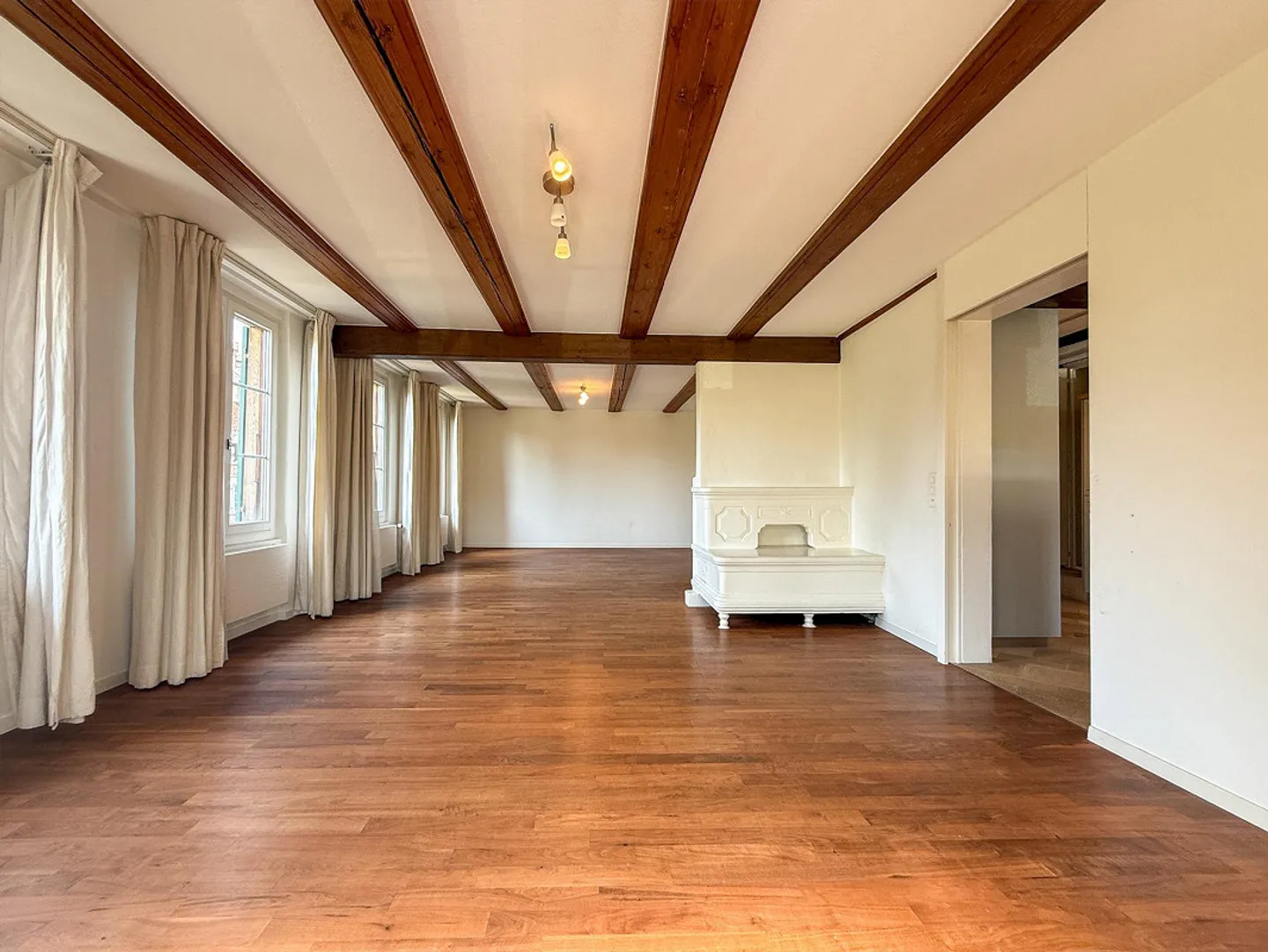 Maisonette apartment with private garden, village center of Münchenbuchsee - Photo 13 of 30