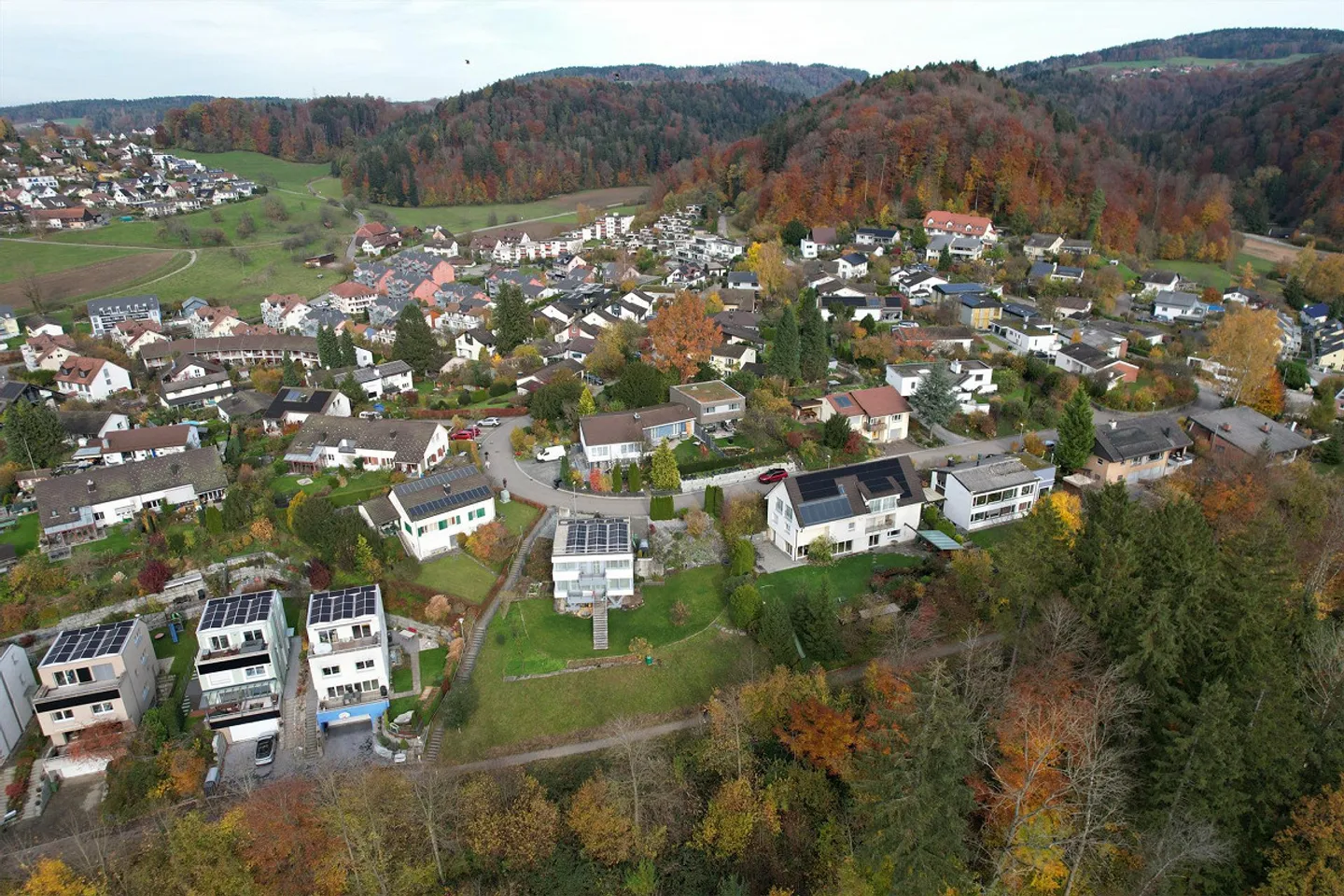 Maison individuelle indépendante avec un environnement généreux - Photo 2 sur 13