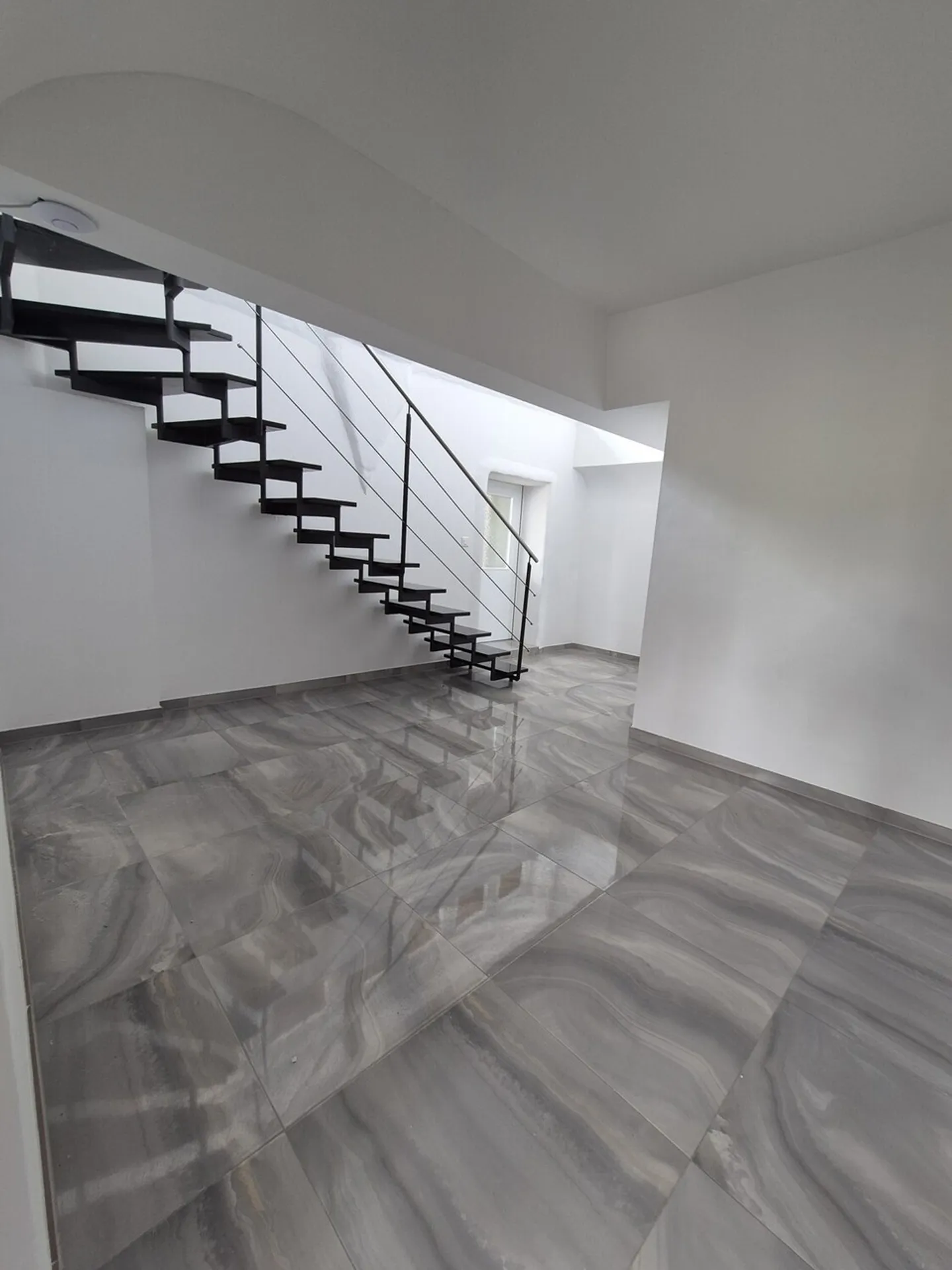 Eccellente casa unifamiliare di oltre 250 m², su due livelli, alto standard - Foto 11 di 13