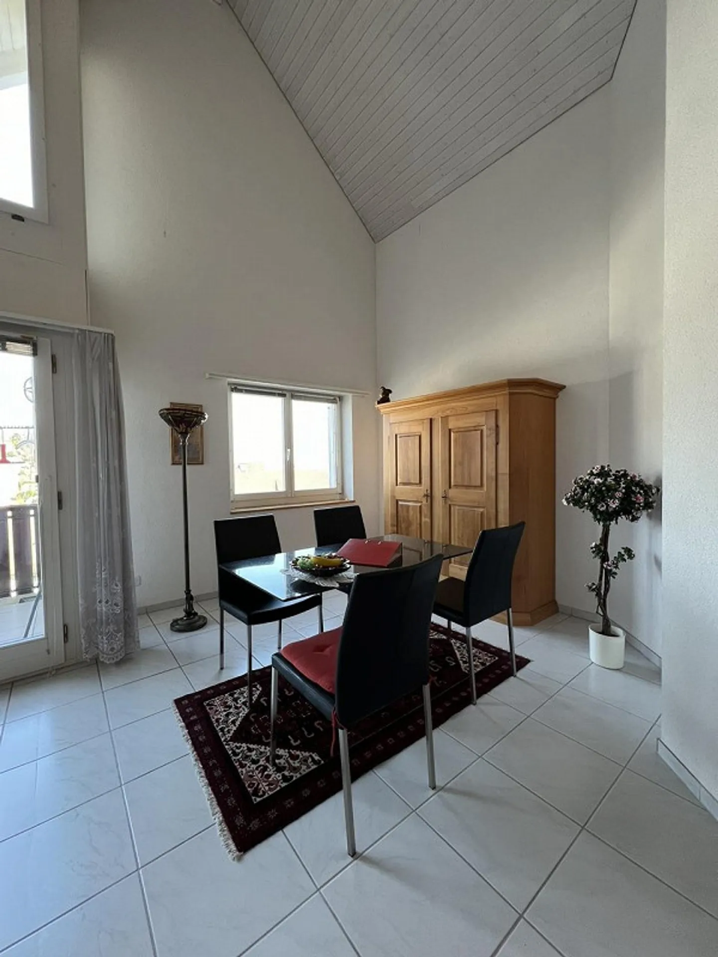 3.5-Room Maisonette with Dream Balcony and Hobby Room - Photo 5 of 12