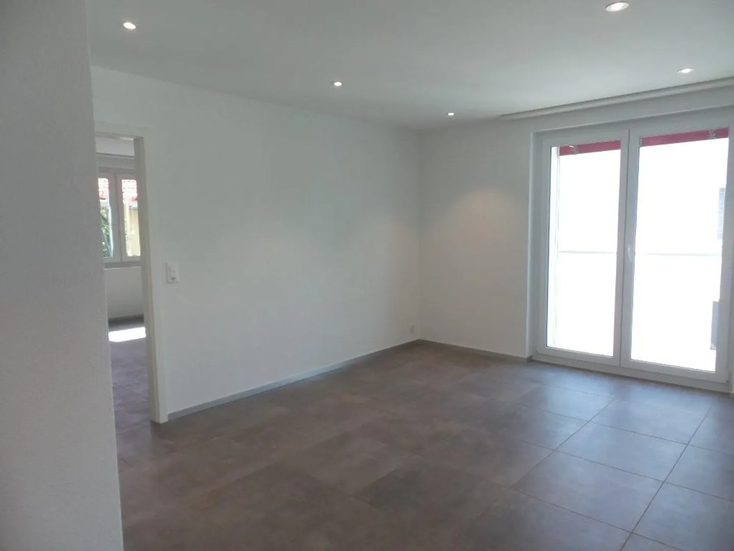 Ruhig, zentral und komfortabel Wohnen - Foto 4 von 10