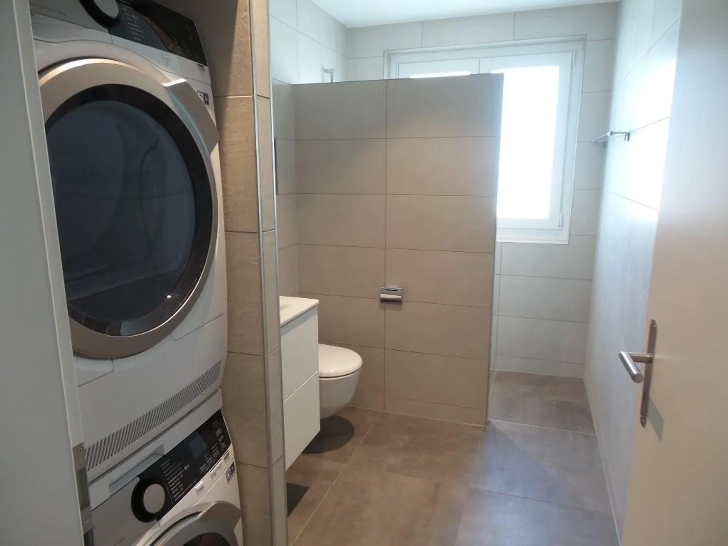 Ruhig, zentral und komfortabel Wohnen - Foto 8 von 10