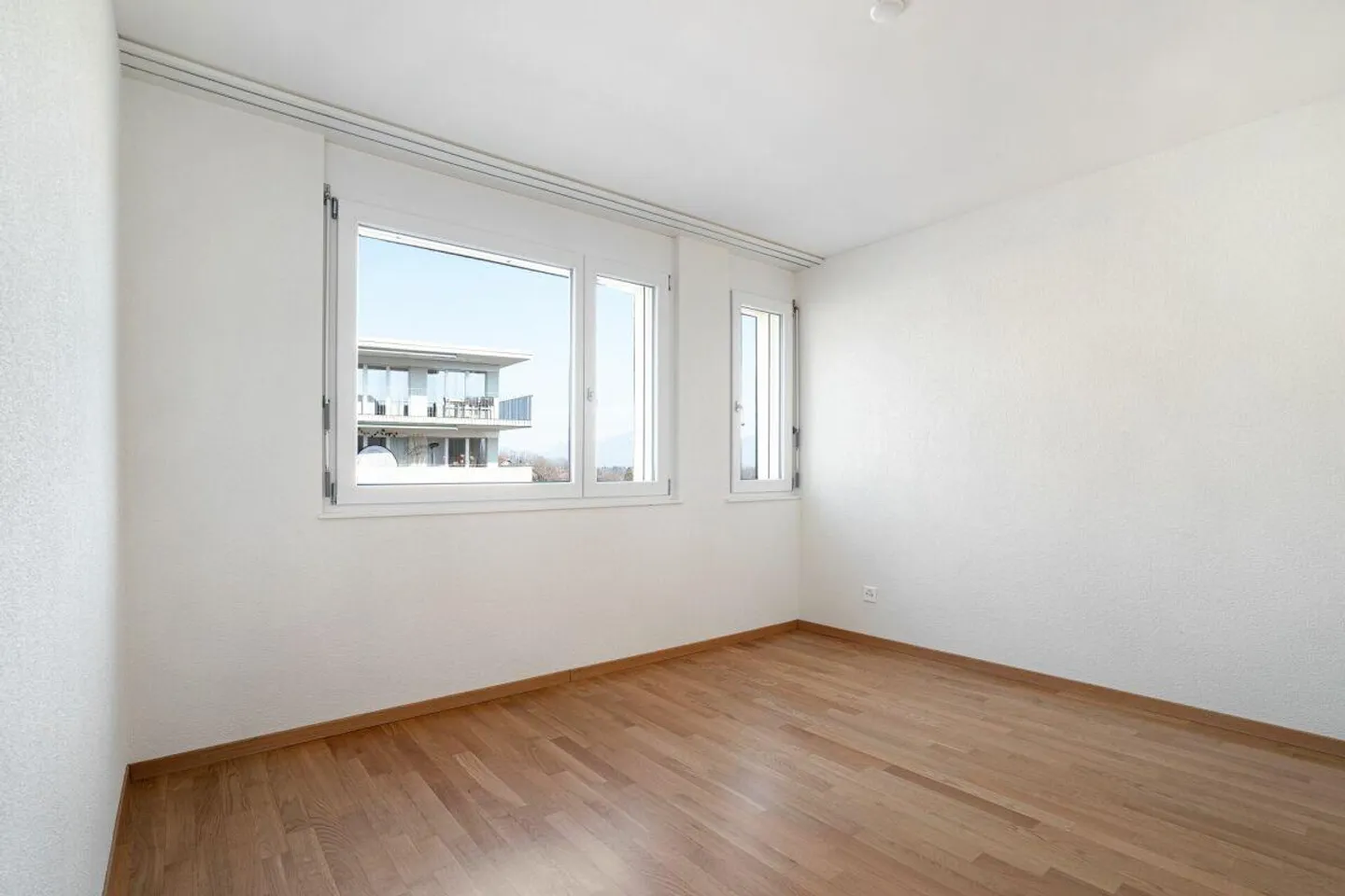 Vivre avec vue - Appartement attrayant de 3,5 pièces - Photo 4 sur 11
