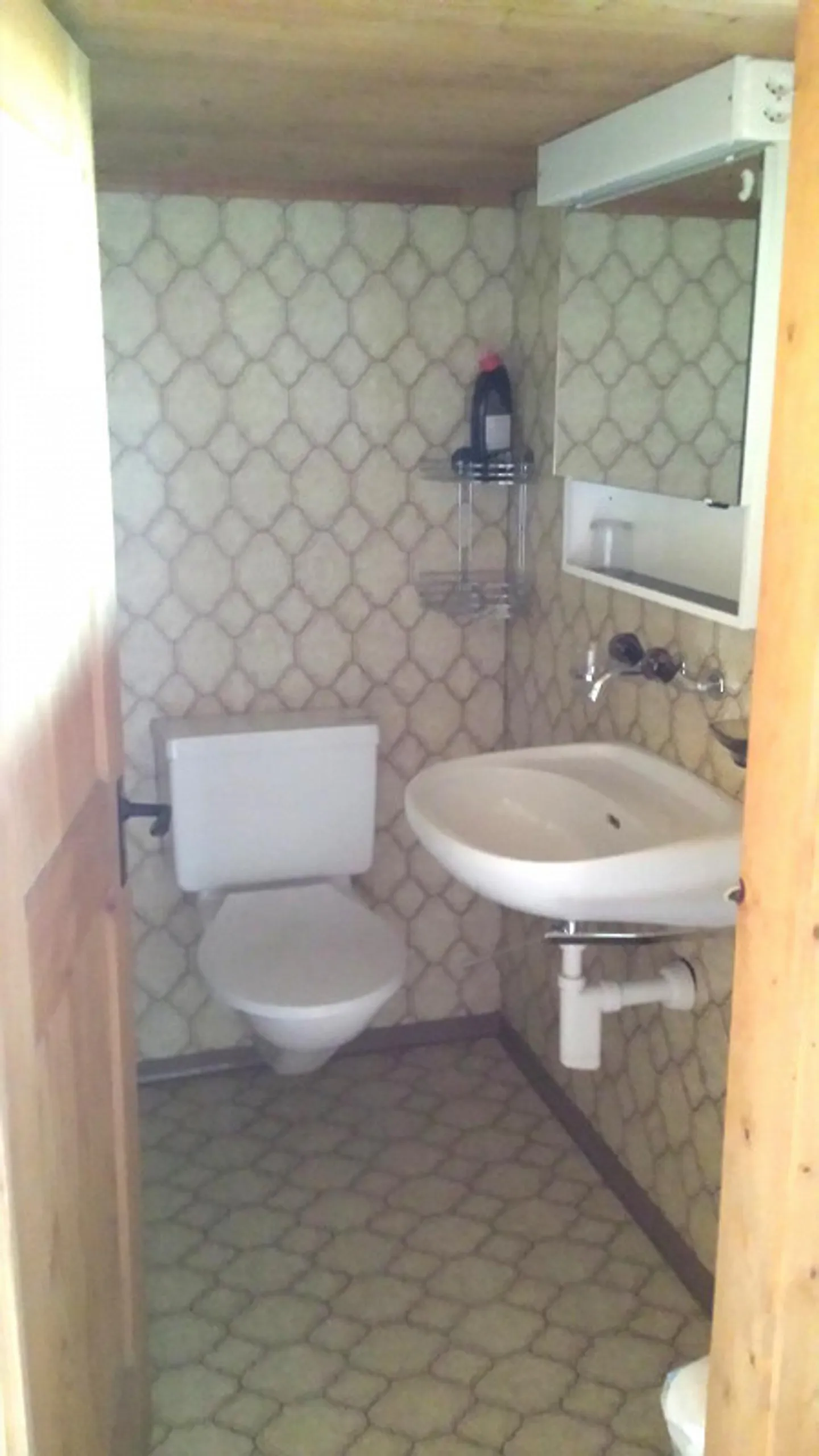 1 Zimmer 1. OG - Foto 3 von 3