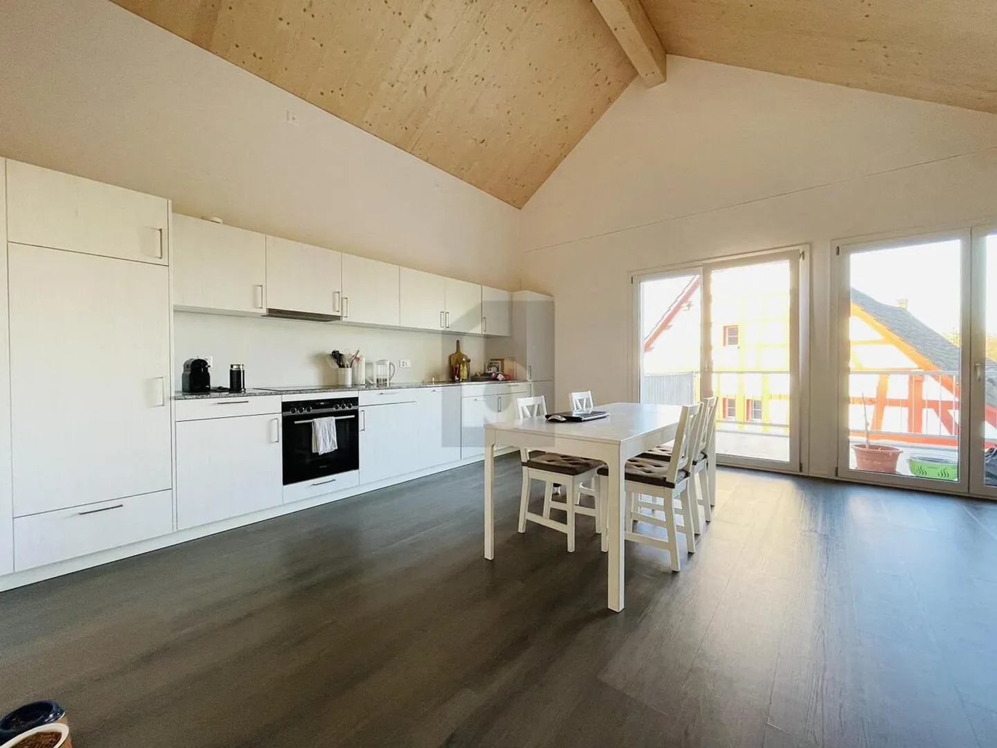 PLENTY OF SPACE, BRIGHT AND CLOSE TO NATURE - Photo 2 of 6