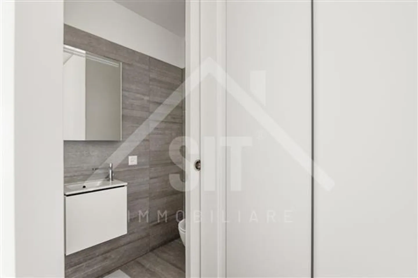 Caslano: Terraced House with 2.5 Rooms - Photo 5 of 11
