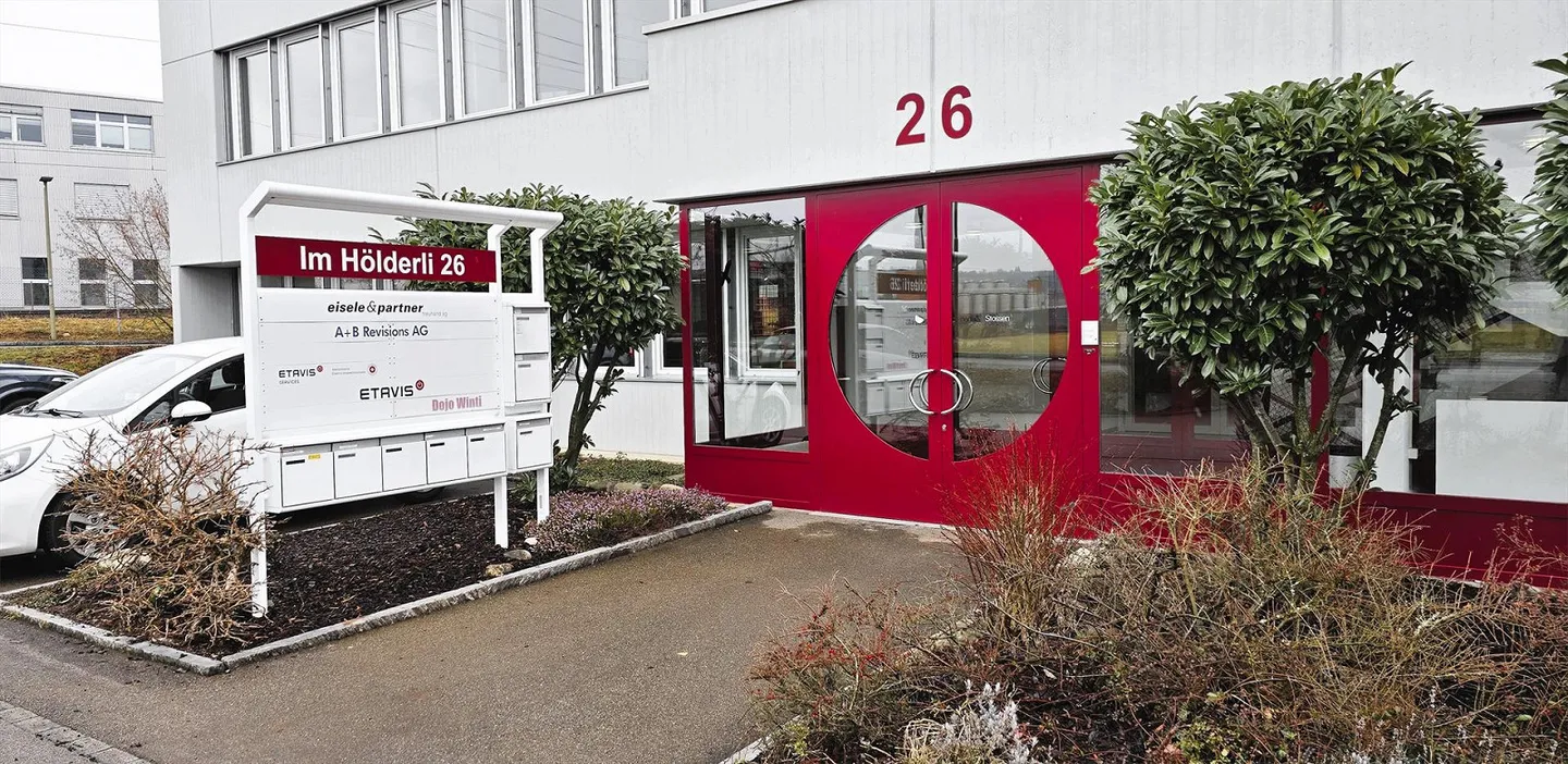 Ufficio singolo o superficie totale! Flessibilmente progettato e utilizzabile! - Foto 4 di 15