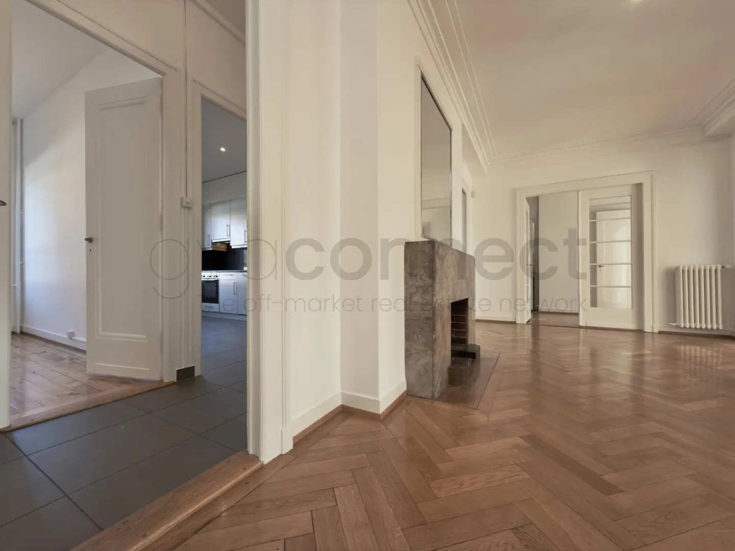 7.5 Room Apartment - Photo 2 of 6