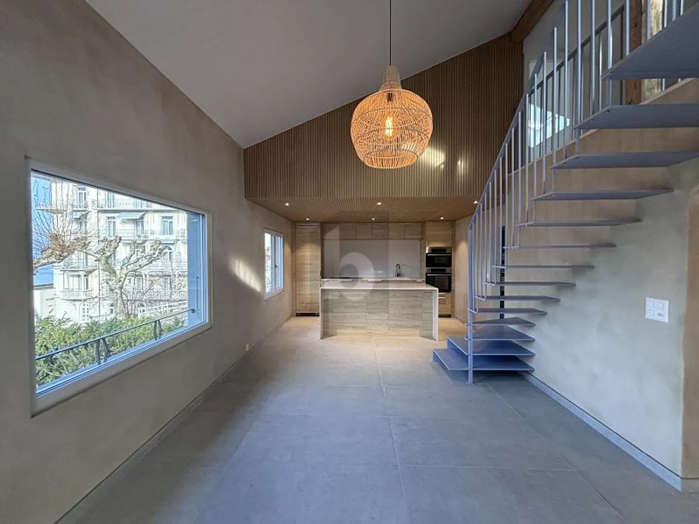 RISTRUTTURATO, STUDIO & VISTA UNICA - Foto 2 di 6