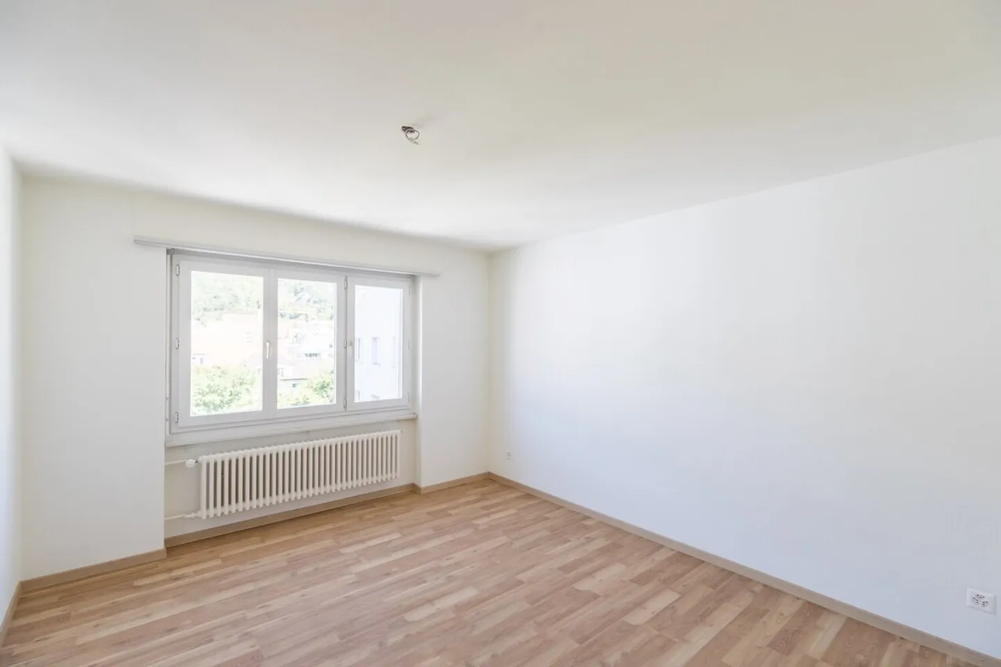 Welcome to the new home - Photo 6 of 10