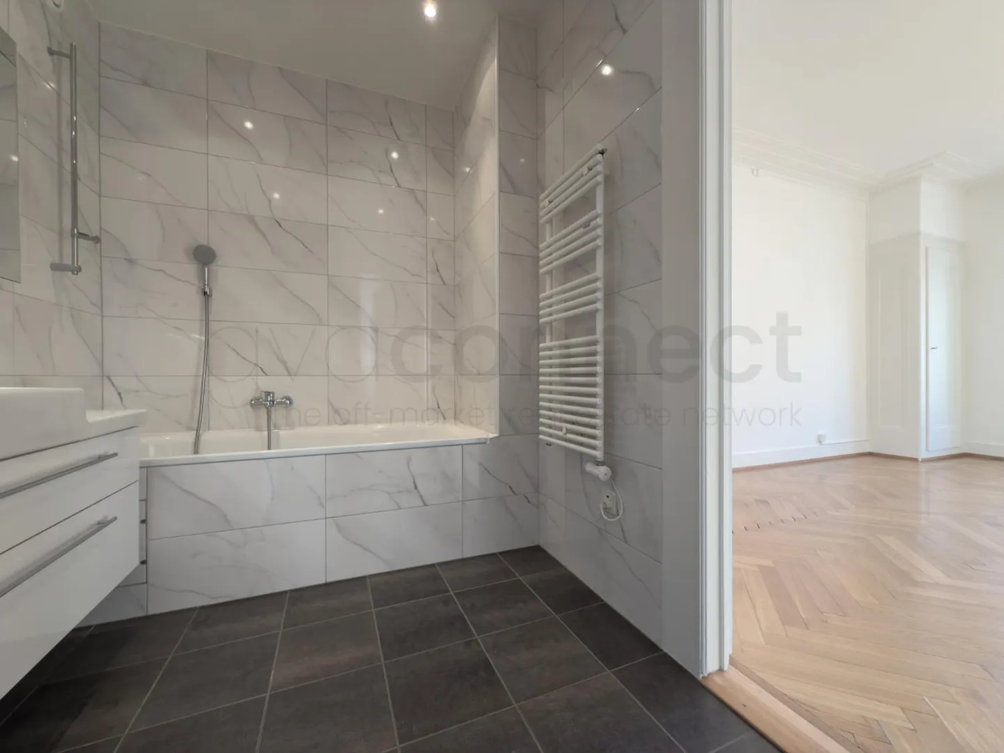 7.5 Room Apartment - Photo 5 of 6