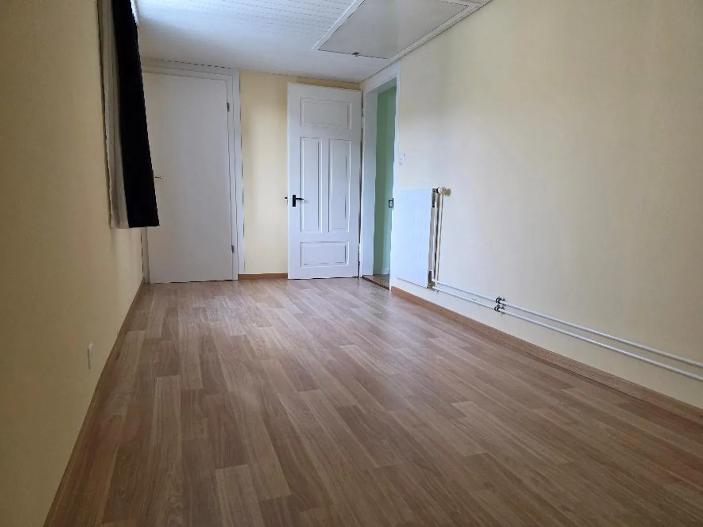 Detached single-family house with garden - Photo 8 of 16