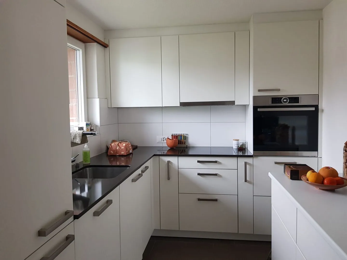 Appartement rénové dans un endroit calme ! - Photo 3 sur 10