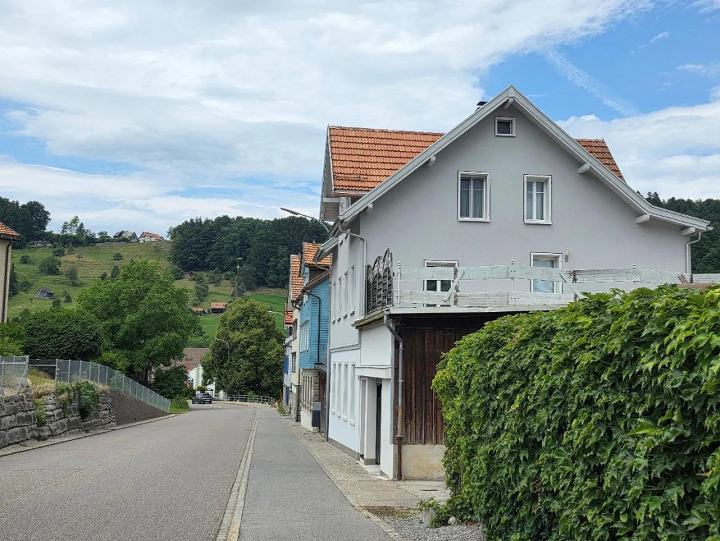 Detached single-family house with garden - Photo 13 of 16