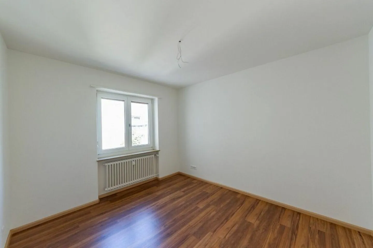 Belle appartement de 3 pièces dans le quartier populaire de Gundeli - Photo 4 sur 8